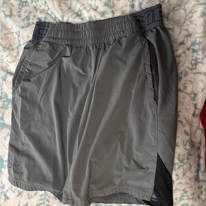 Under Armour Men's Gray Shorts